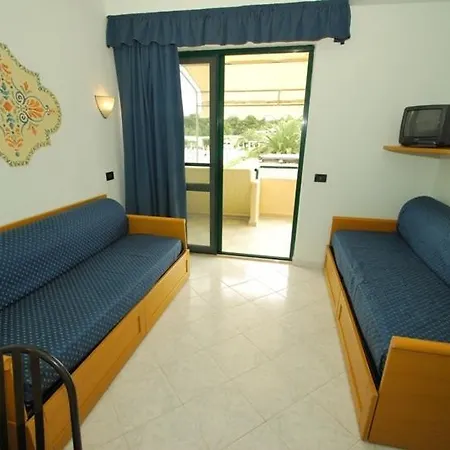 Apartment Alessidamo Club *