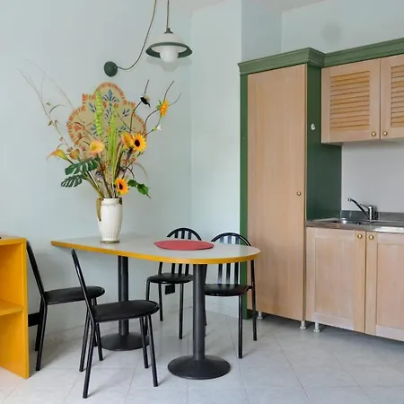 Apartment Alessidamo Club *
